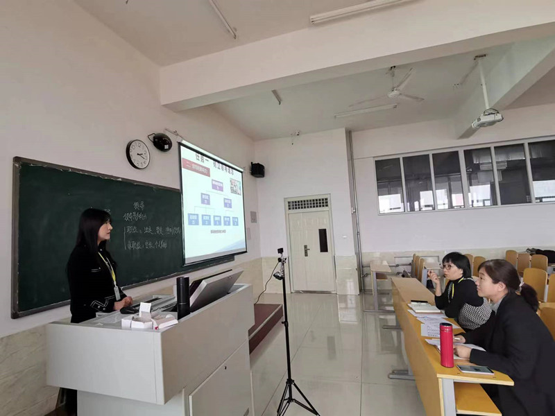 经济管理学院青年教师讲课、导师评课活动