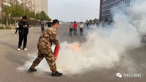 计算机学院- 宿舍安全无小事，消防安全记心间